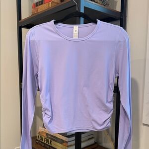 Lululemon scrunch side long sleeve top